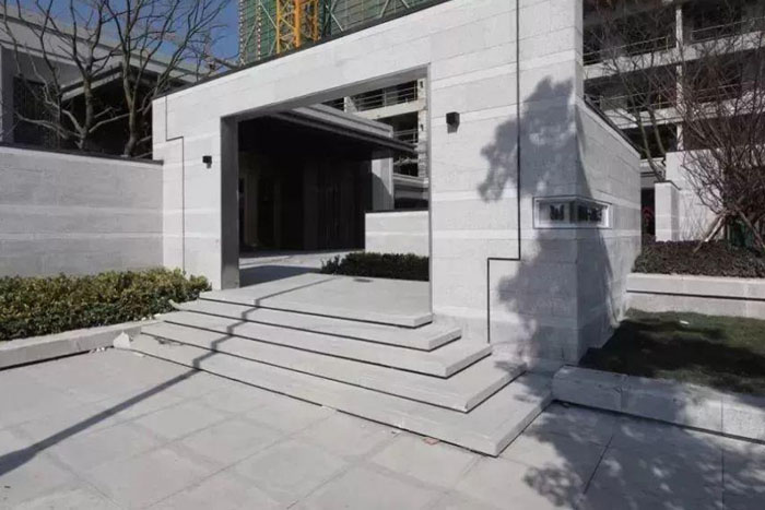 石材吊掛如何預防銹黃呢？