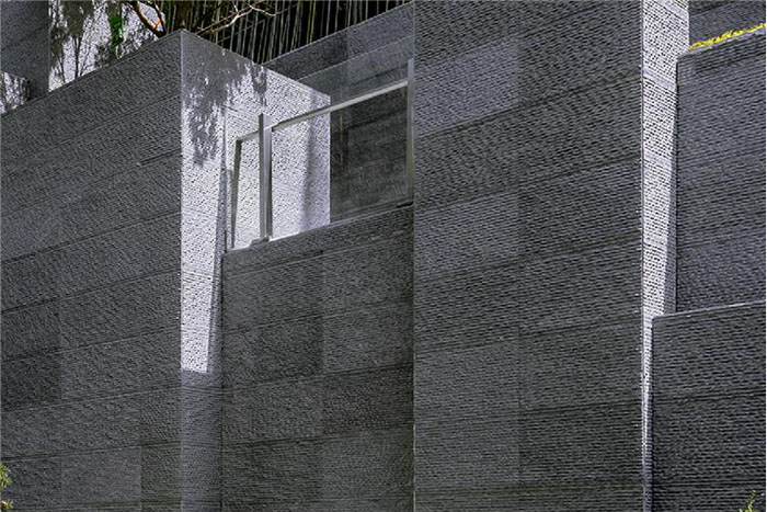 芝麻黑花崗巖如何選擇防護(hù)劑呢?