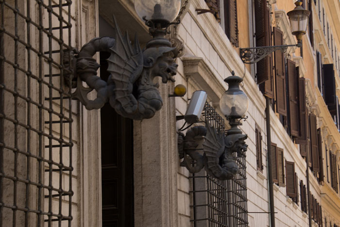 異形石材按加工方法如何分類呢?