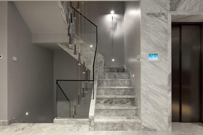 大理石樓梯踏步橫頭如何做呢?