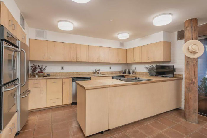 花崗巖臺面厚度一般多少?