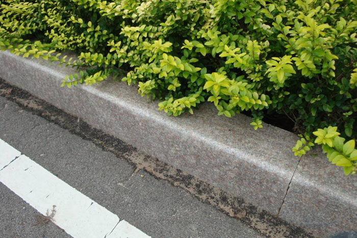 花崗巖路沿石異型打磨加工方法