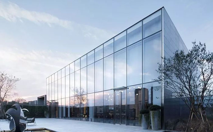 座地式全玻璃幕墻 