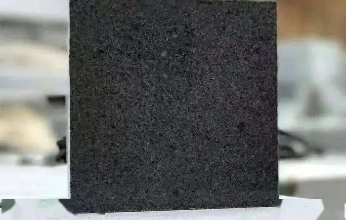 如何提高芝麻黑石材的光澤度呢?