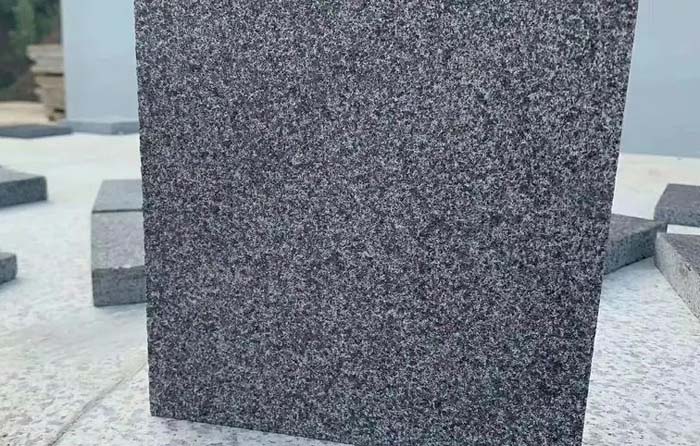 芝麻黑石材施工過程常見的問題有哪些?